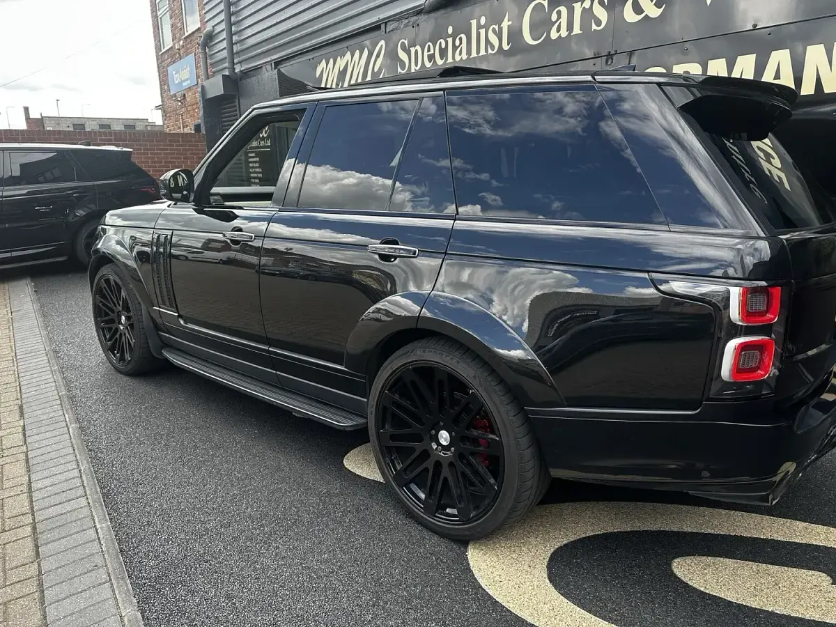 Used Land Rover Range Rover Vogue SE 2018 Black SUV
