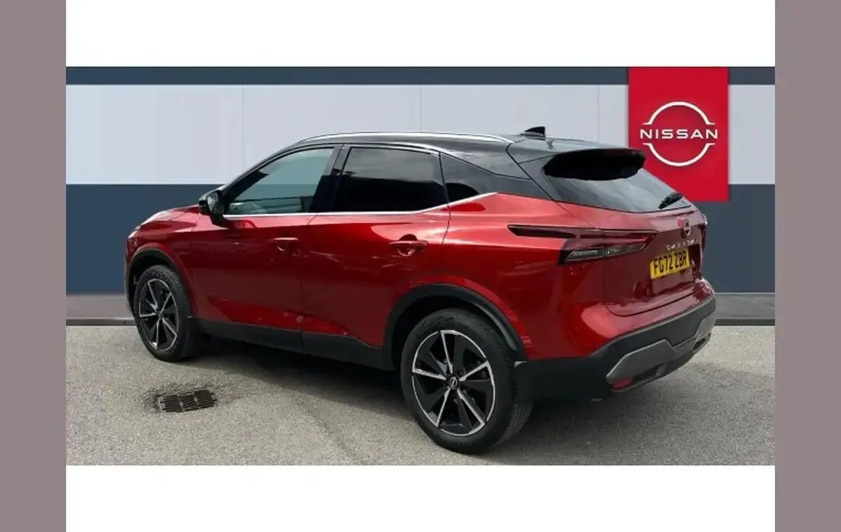 Used Nissan Qashqai Tekna 155 HP (114 kW) 2022 Red SUV