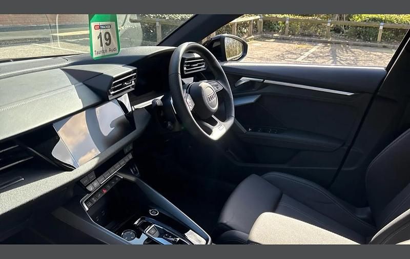 Used Audi A3 e-tron Black Edition 200 HP (147 kW) 2025 Black Hatchback