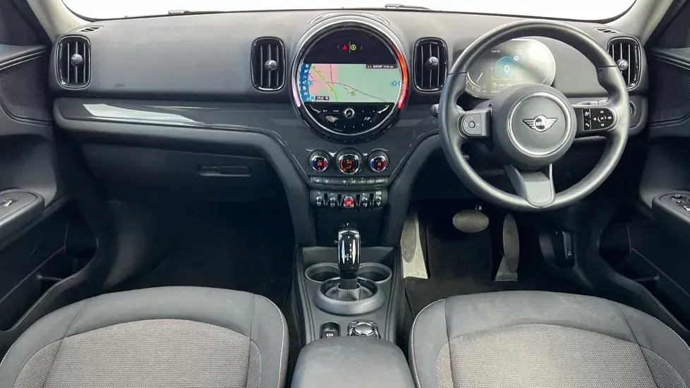 Usado Mini Cooper Countryman Classic 134 HP (98 kW) 2023 Preto SUV