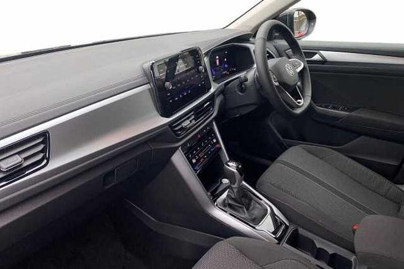 New VW T-Roc Match 150 HP (110 kW) 2026 Grenadilla black SUV