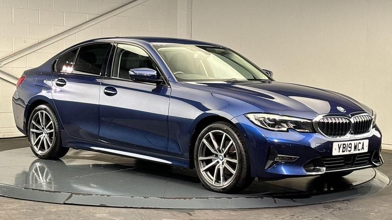 Blue Used 2019 BMW 320 Sport Line | £19,500 (Fair price) - Image 1/4