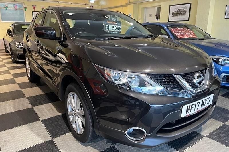 Black Used 2017 Nissan Qashqai Acenta SUV | £8,395 (Super price) - Image 1/1
