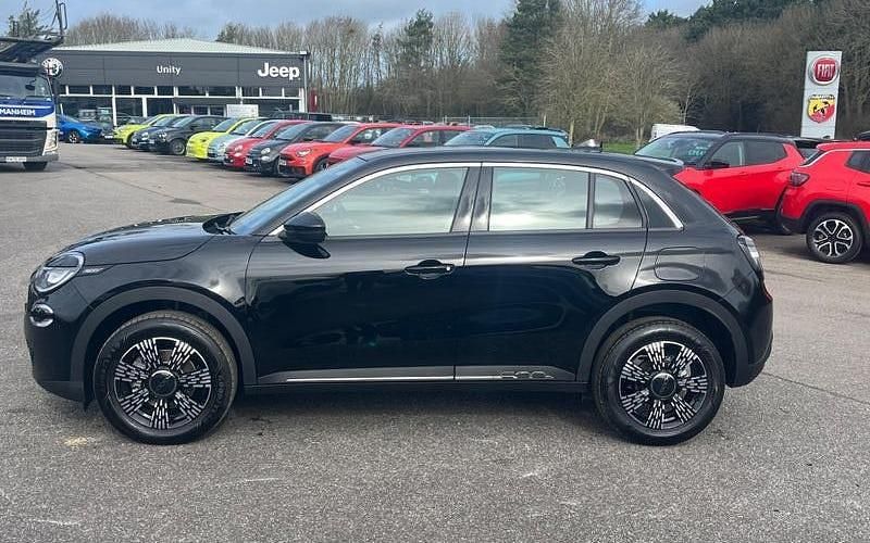 New Fiat 600 101 HP (74 kW) 2025 SUV