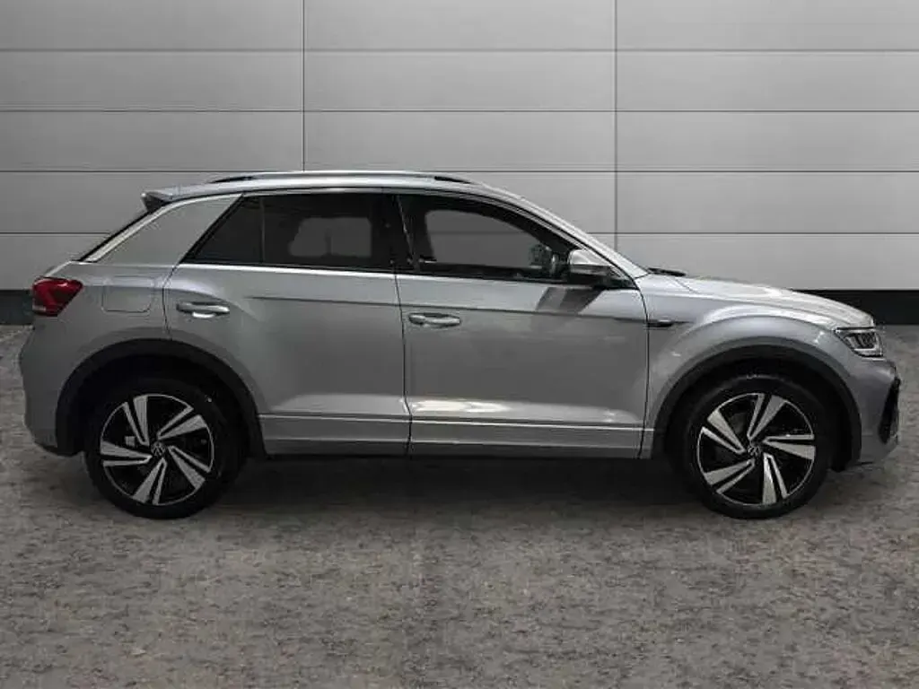 Used VW T-Roc R-line 150 HP (110 kW) 2022 Silver SUV