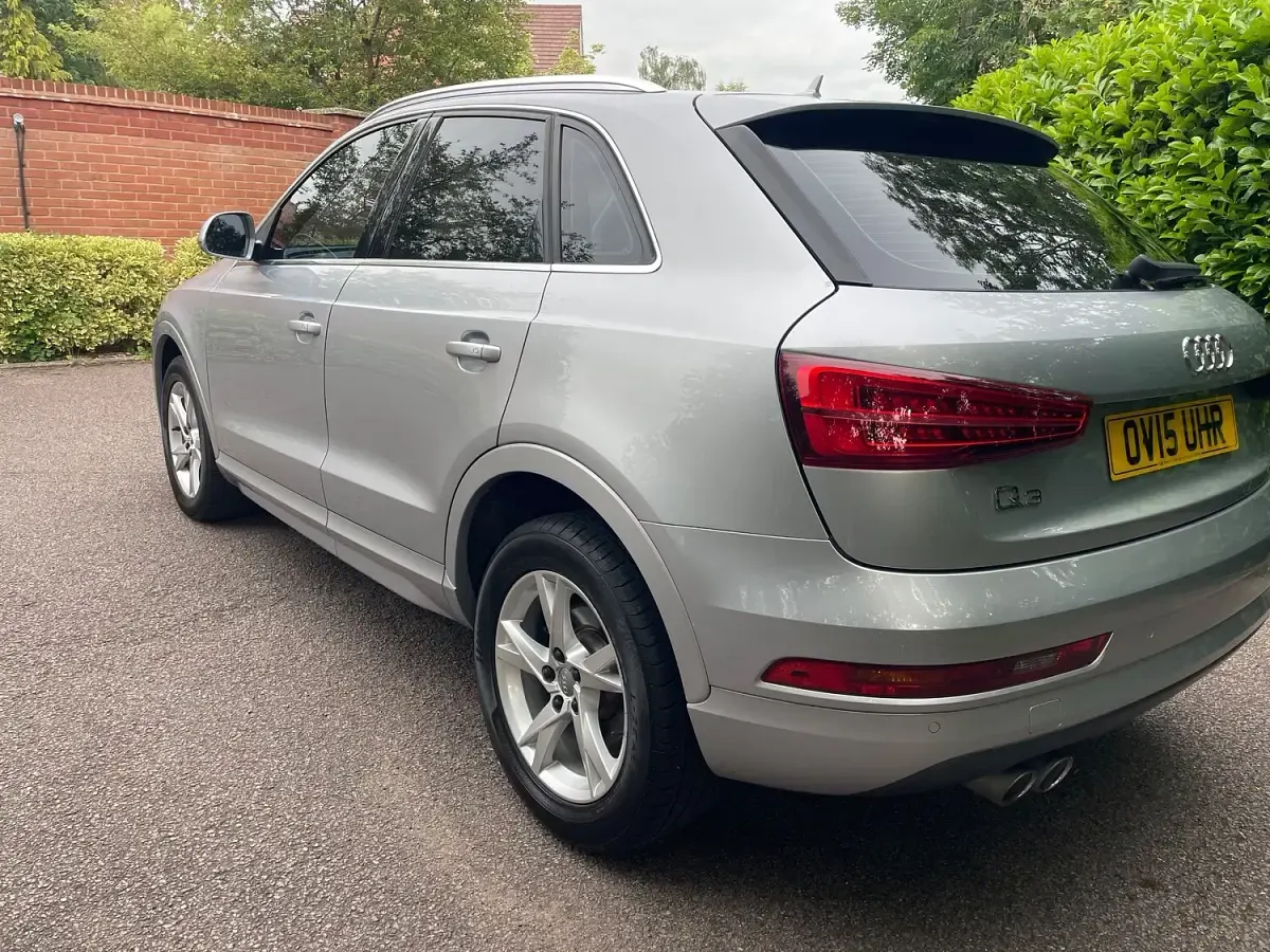 Used Audi Q3 Design 150 HP (110 kW) 2015 Silver SUV
