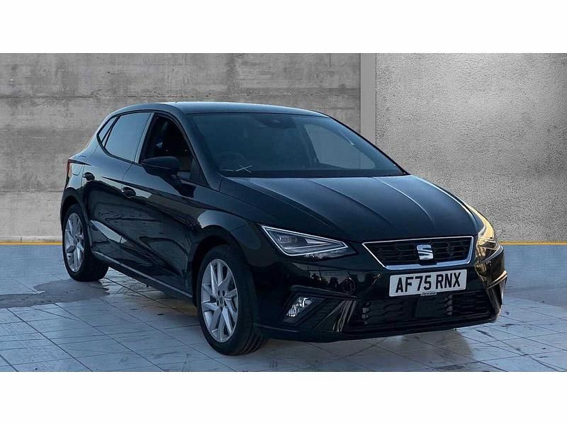 White New 2025 Seat Ibiza FR Hatchback | £19,190 (Good price) - Image 1/4
