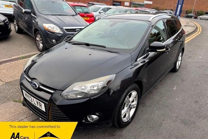 Used 2013 Ford Focus Zetec Estate | £2,295 (Fair price) - Image 1/1