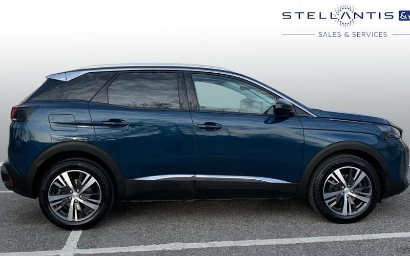 Used Peugeot 3008 Allure+ 131 HP (96 kW) 2023 SUV