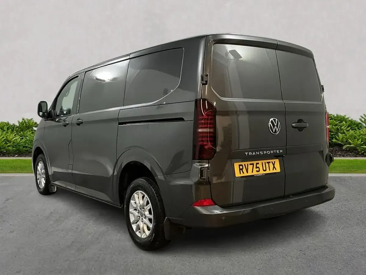 Used VW T7 Pro 170 HP (125 kW) 2025 Grey Van