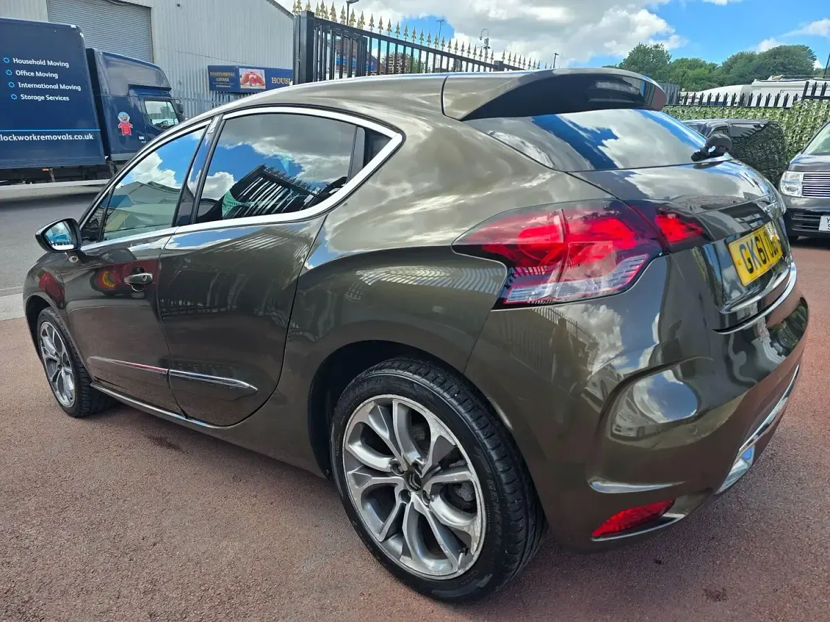 Used Citroën DS4 115 HP (84 kW) 2011 Bronze Hatchback