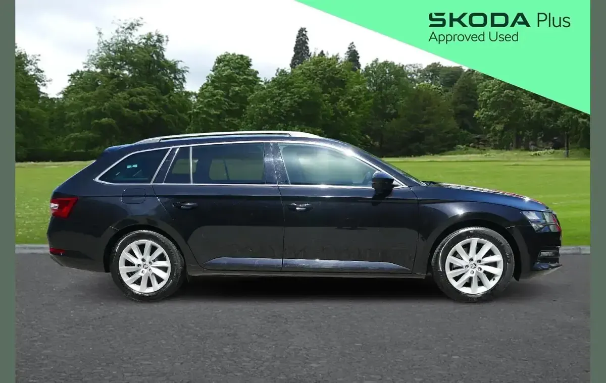 Used Skoda Superb SE Technology 160 HP (117 kW) 2023 Black magic pearl effect Estate