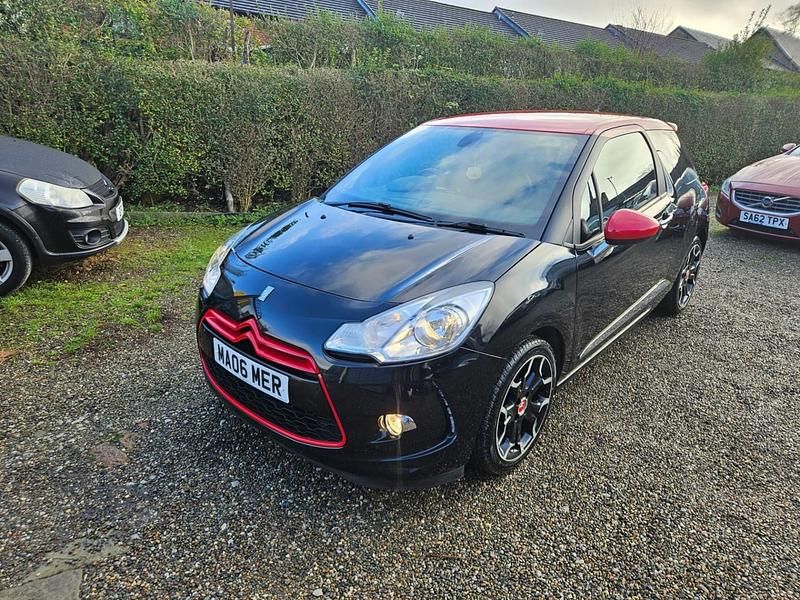 Used Citroën DS3 115 HP (84 kW) 2013 Black pearl metallic Hatchback
