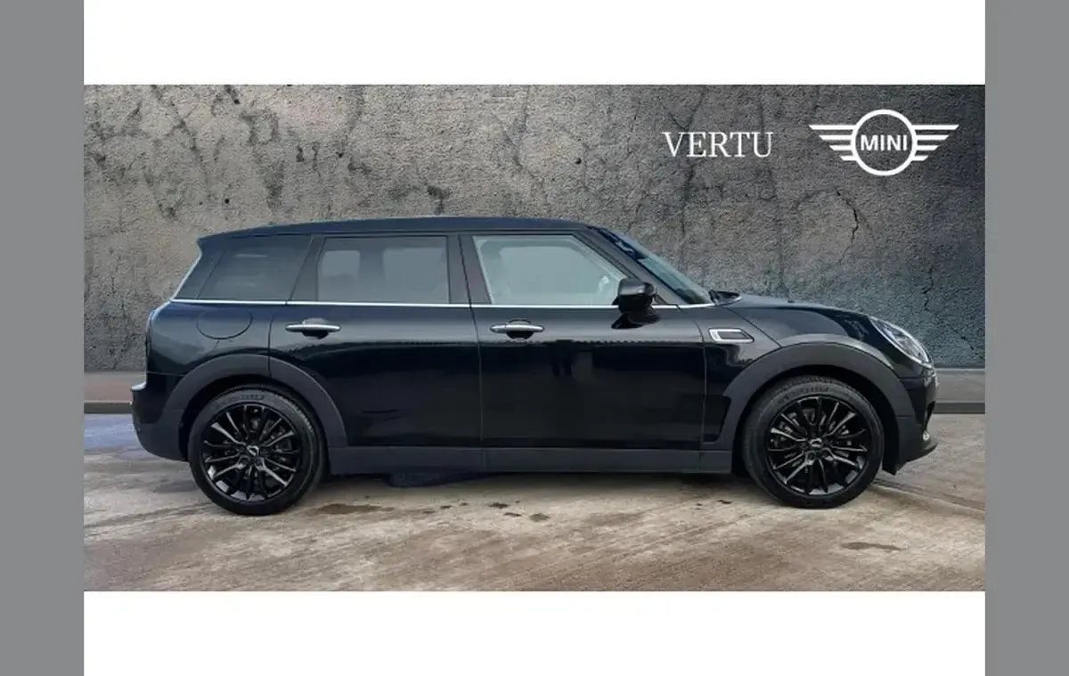 Used Mini Cooper Clubman Classic 136 HP (100 kW) 2022 Black Estate