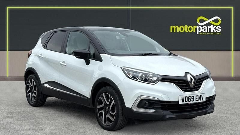 Arctic white/diamond black roof Used 2019 Renault Captur Iconic SUV | £9,000 (Good price) - Image 1/4
