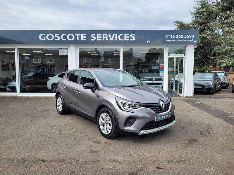 Used Renault Captur Iconic 143 HP (105 kW) 2022 Grey SUV