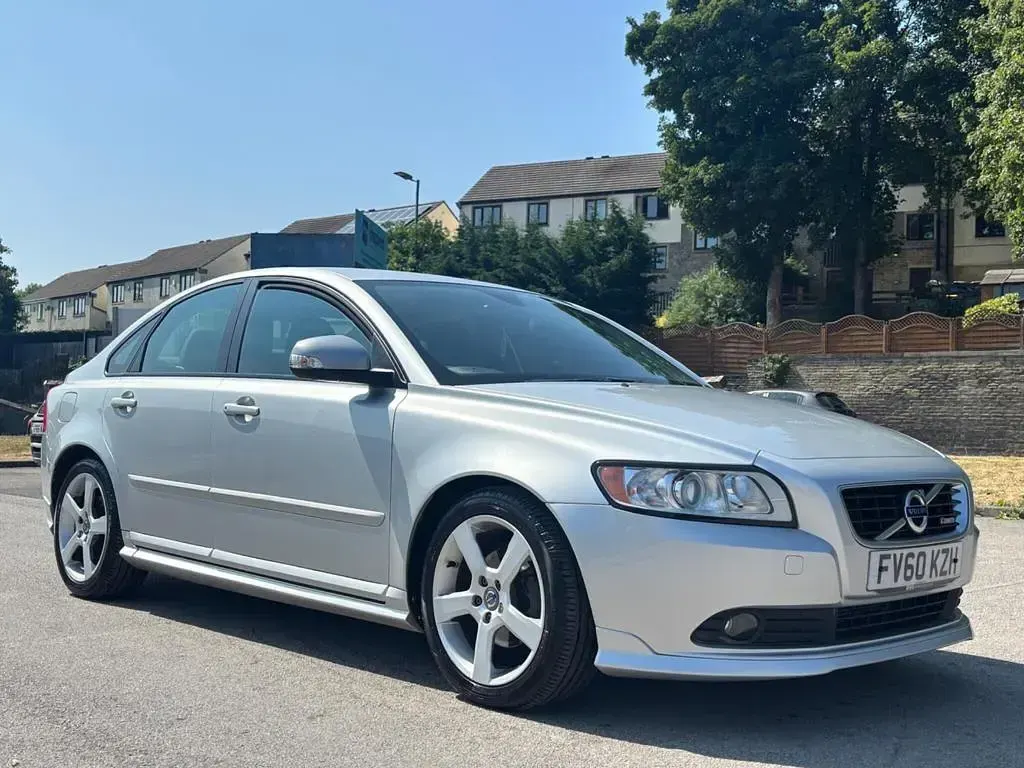 Used Volvo S40 R-Design 2010 Silver Sedan