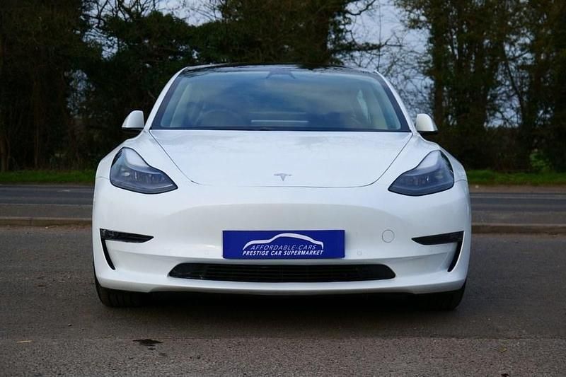 Used Tesla Model 3 Long Range AWD 254 kW (346 HP) 2021 White Sedan