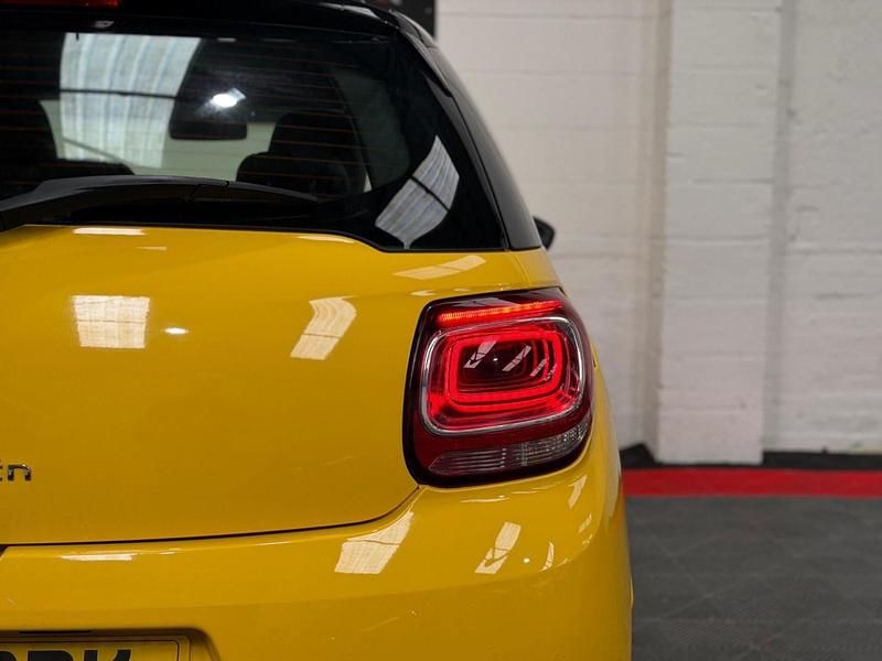 Begagnad Citroën DS3 82 HK (60 kW) 2014 Gul Halvkombi