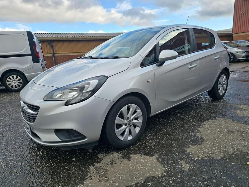 Used Vauxhall Corsa Design Edition 90 HP (66 kW) 2016 Silver Hatchback