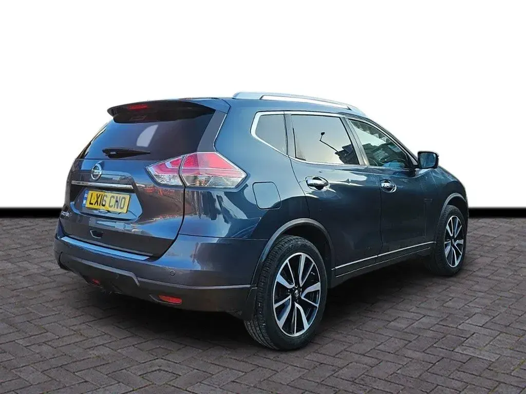 Used Nissan X-Trail Tekna 130 HP (95 kW) 2016 Blue SUV