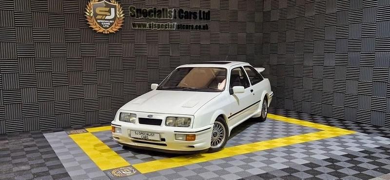 Used Ford Sierra RS 204 HP (150 kW) 1986 White Hatchback