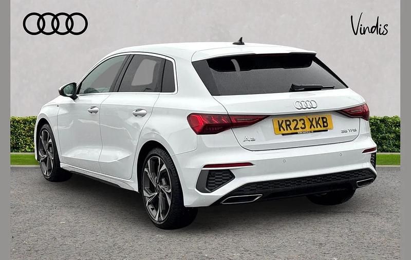 Used Audi A3 S-Line 147 HP (108 kW) 2023 White Hatchback