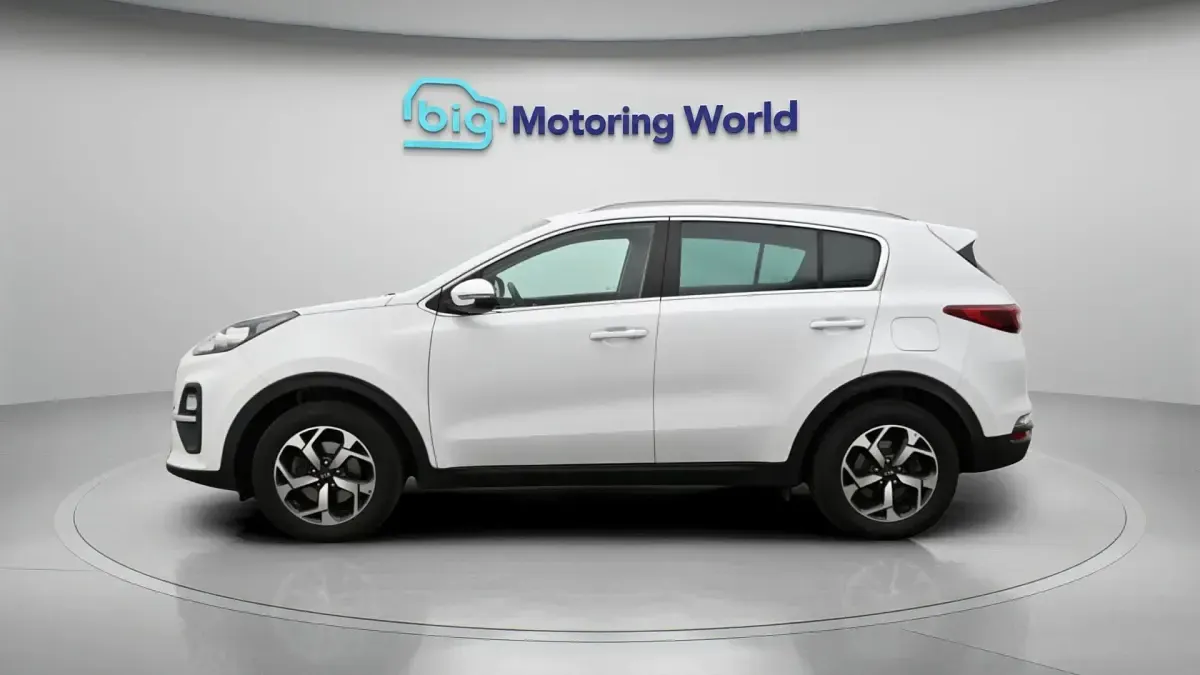 Used Kia Sportage 136 HP (100 kW) 2021 White SUV