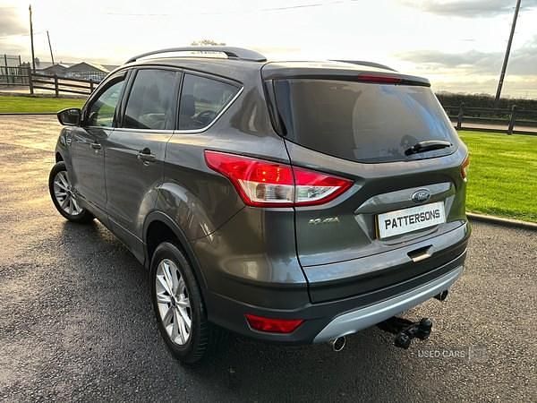 Used Ford Kuga Titanium 150 HP (110 kW) 2016 Grey SUV