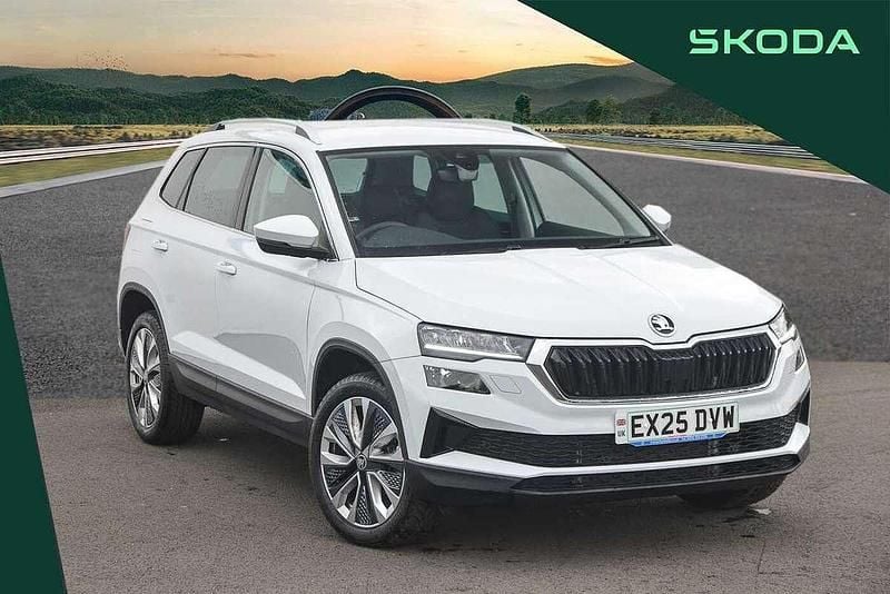 Moon white metallic New 2025 Skoda Karoq SE L SUV | £29,995 (Expensive) - Image 1/4