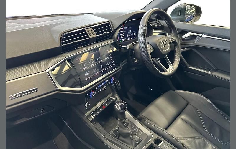 Used Audi Q3 S-Line 150 HP (110 kW) 2023 Grey SUV