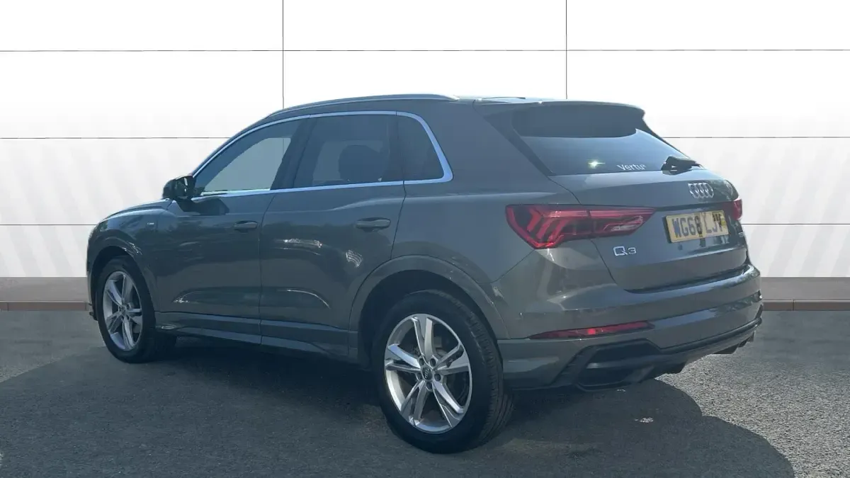 Usado Audi Q3 S-Line 150 HP (110 kW) 2018 SUV