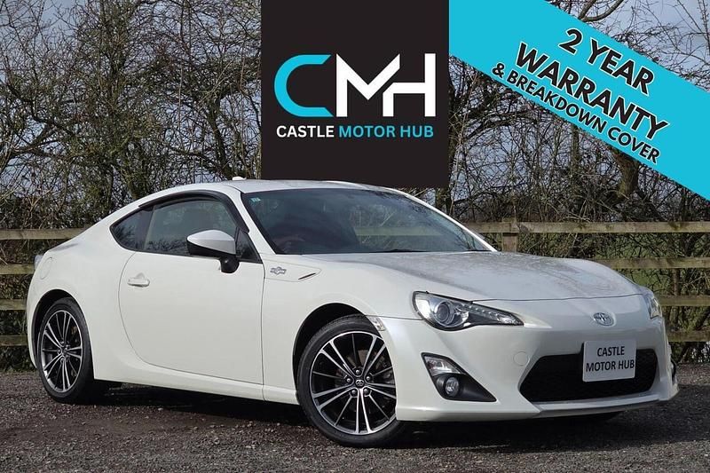 Used Toyota GT86 GT 2015 White Coupe