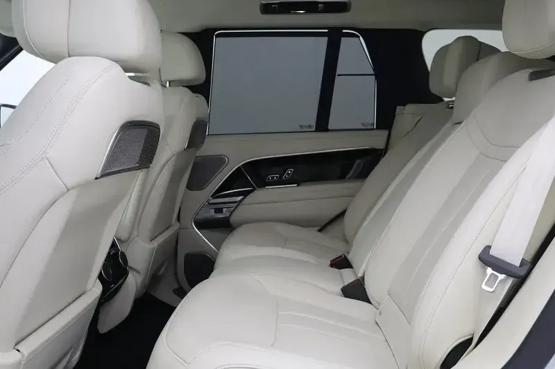 Begagnad Land Rover Range Rover Autobiography 2023 Silver SUV