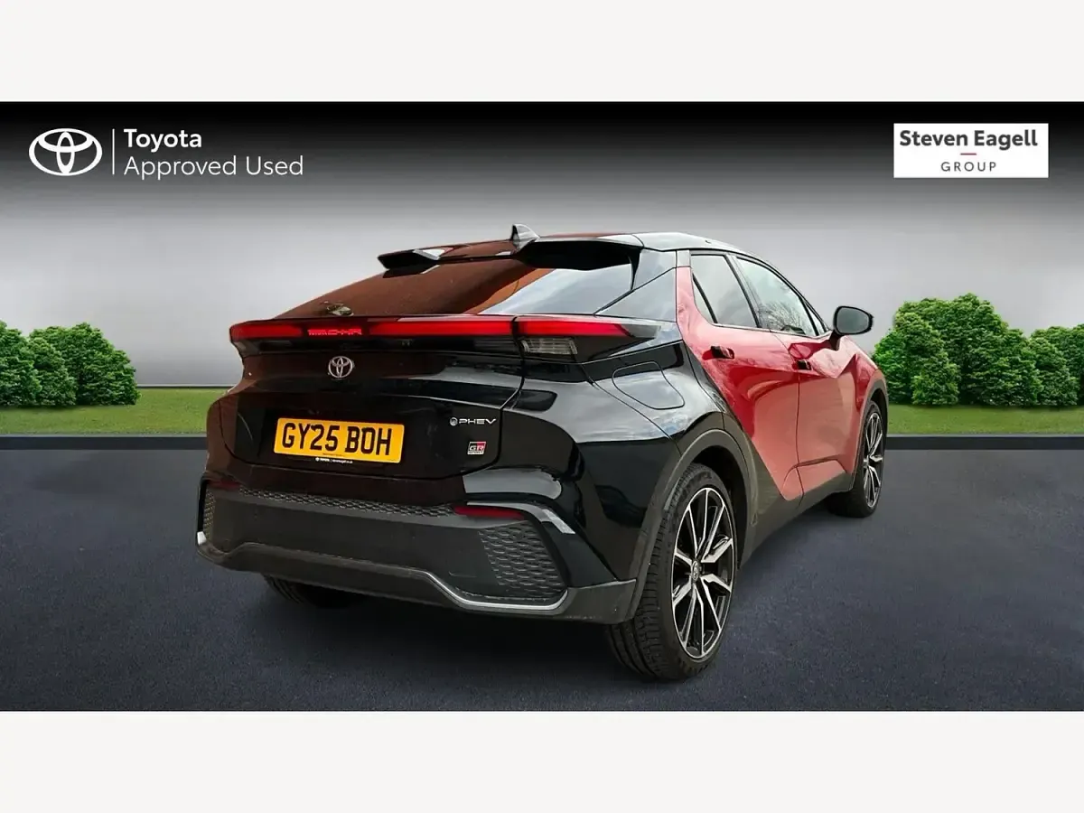 Used Toyota C-HR Sport 198 HP (145 kW) 2025 Red/black SUV