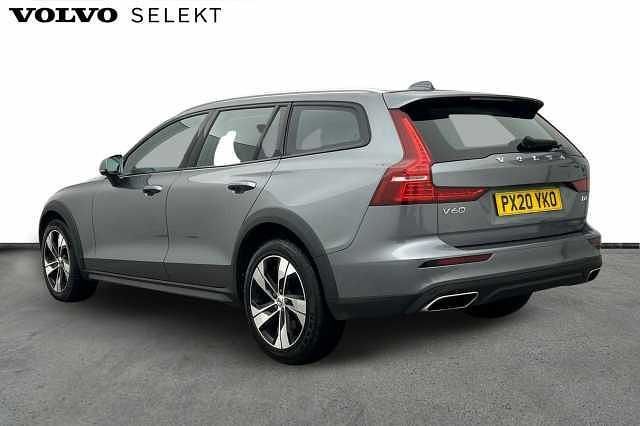 Used Volvo V60 CC Plus 188 HP (138 kW) 2020 Grey Estate
