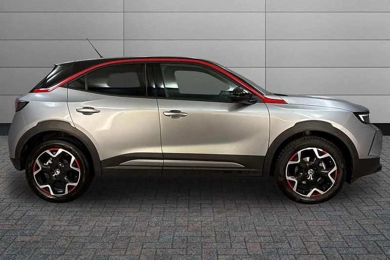 Second-hand Vauxhall Mokka 130 CP (95 kW) 2024 Gri SUV