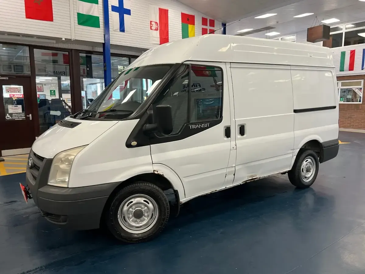 Used Ford Transit 85 HP (62 kW) 2012 White Van