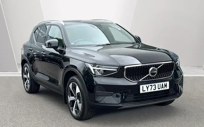 Used Volvo XC40 Core 163 HP (119 kW) 2026 SUV