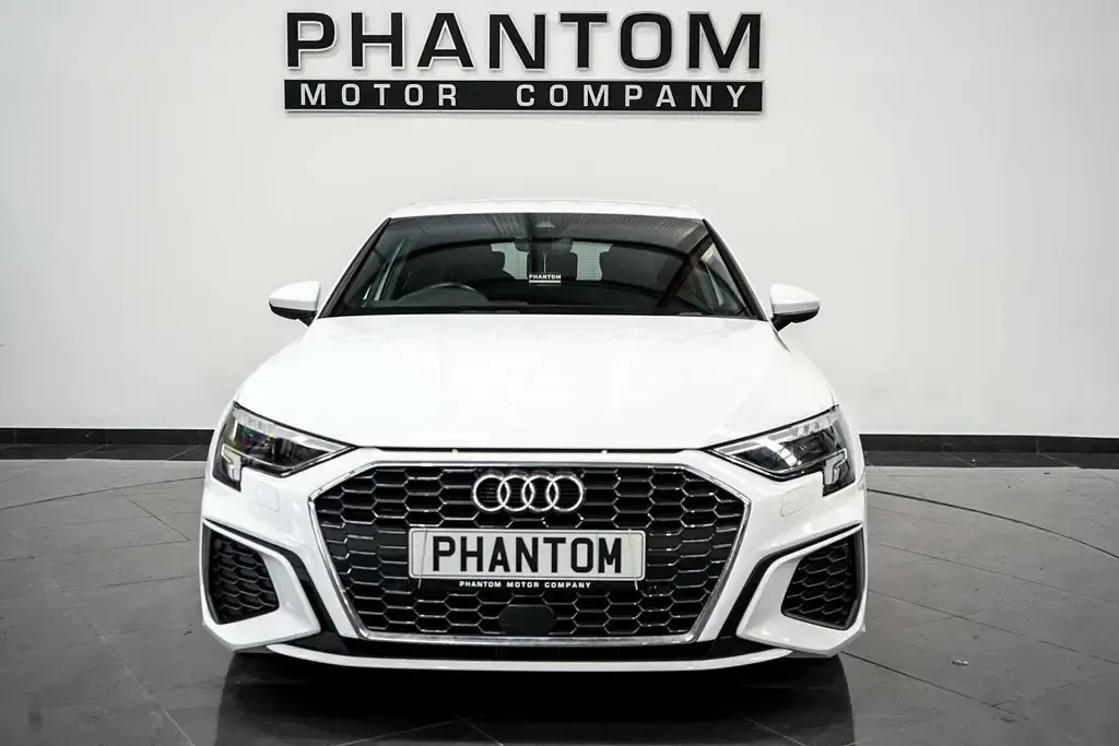 Used Audi A3 Sportback S-Line 110 HP (80 kW) 2022 White Hatchback