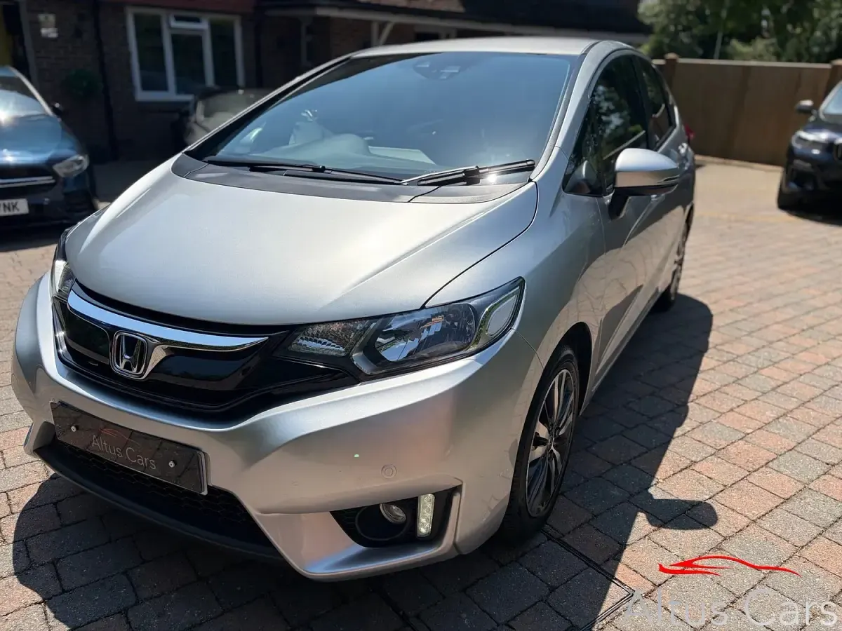Used Honda Jazz EX 102 HP (75 kW) 2017 Silver Hatchback