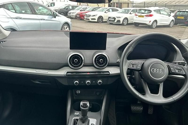 Used Audi Q2 Sport 150 HP (110 kW) 2022 Red SUV