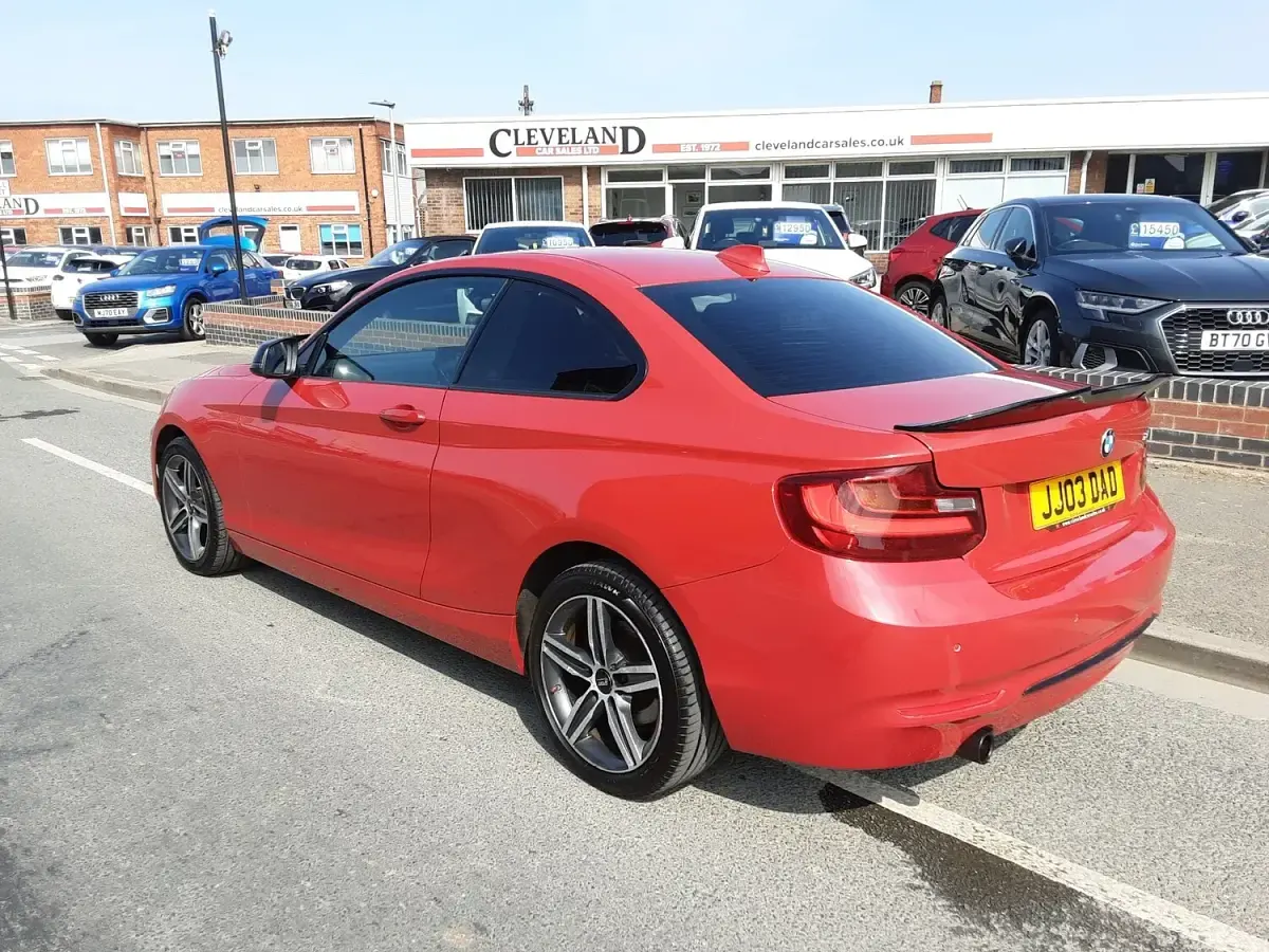 Used BMW 218 Sport Line 2016 Red Coupe