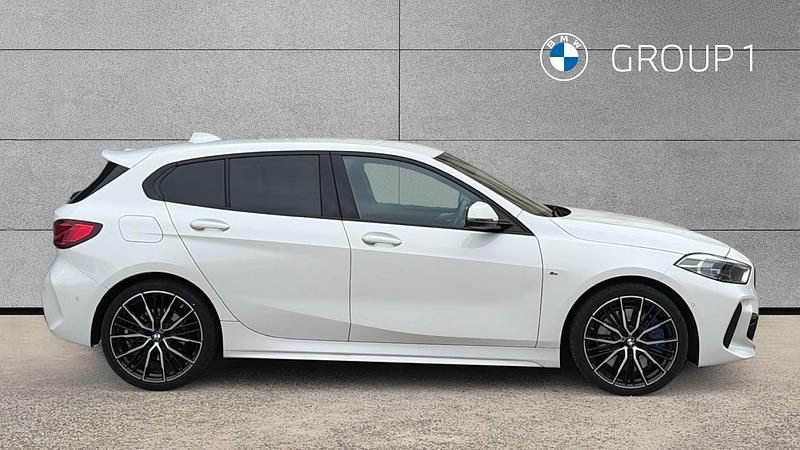 Used BMW 118 M Sport 136 HP (100 kW) 2023 White Hatchback