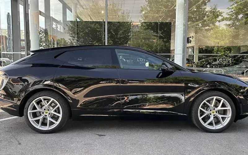 Used Lotus Eletre 450 kW (612 HP) 2026 SUV