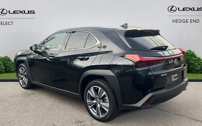 Used Lexus UX 150 kW (204 HP) 2024 SUV