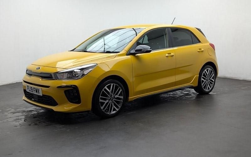 Used Kia Rio GT-Line 120 HP (88 kW) 2019 Yellow Hatchback