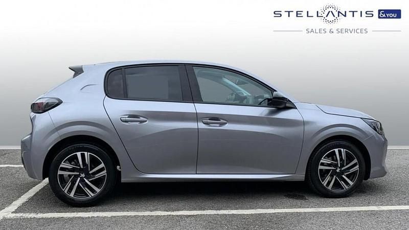 Used Peugeot 208 Allure+ 99 HP (72 kW) 2023 Grey Hatchback