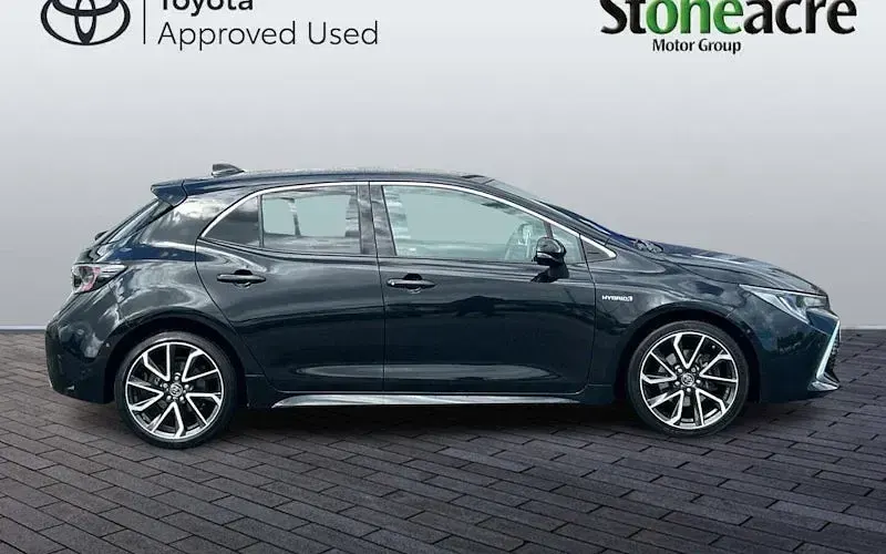 Used Toyota Corolla 184 HP (135 kW) 2022 Hatchback