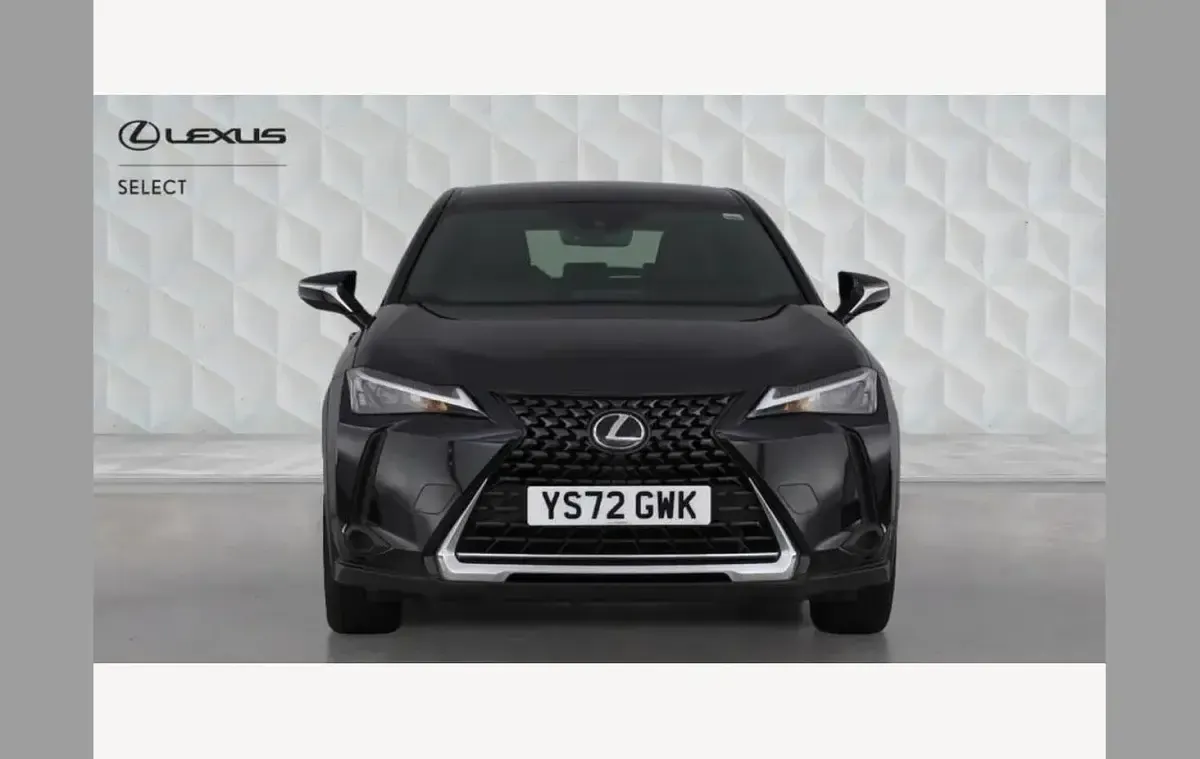 Used Lexus UX 250h 180 HP (132 kW) 2022 Black SUV